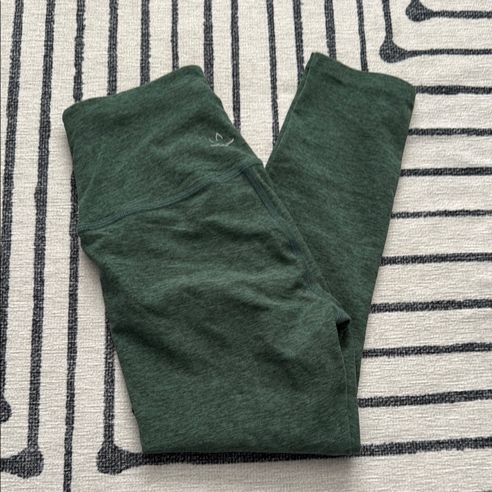 Beyond YogaSpacedye Walk & Talk High Waisted Capri Legging